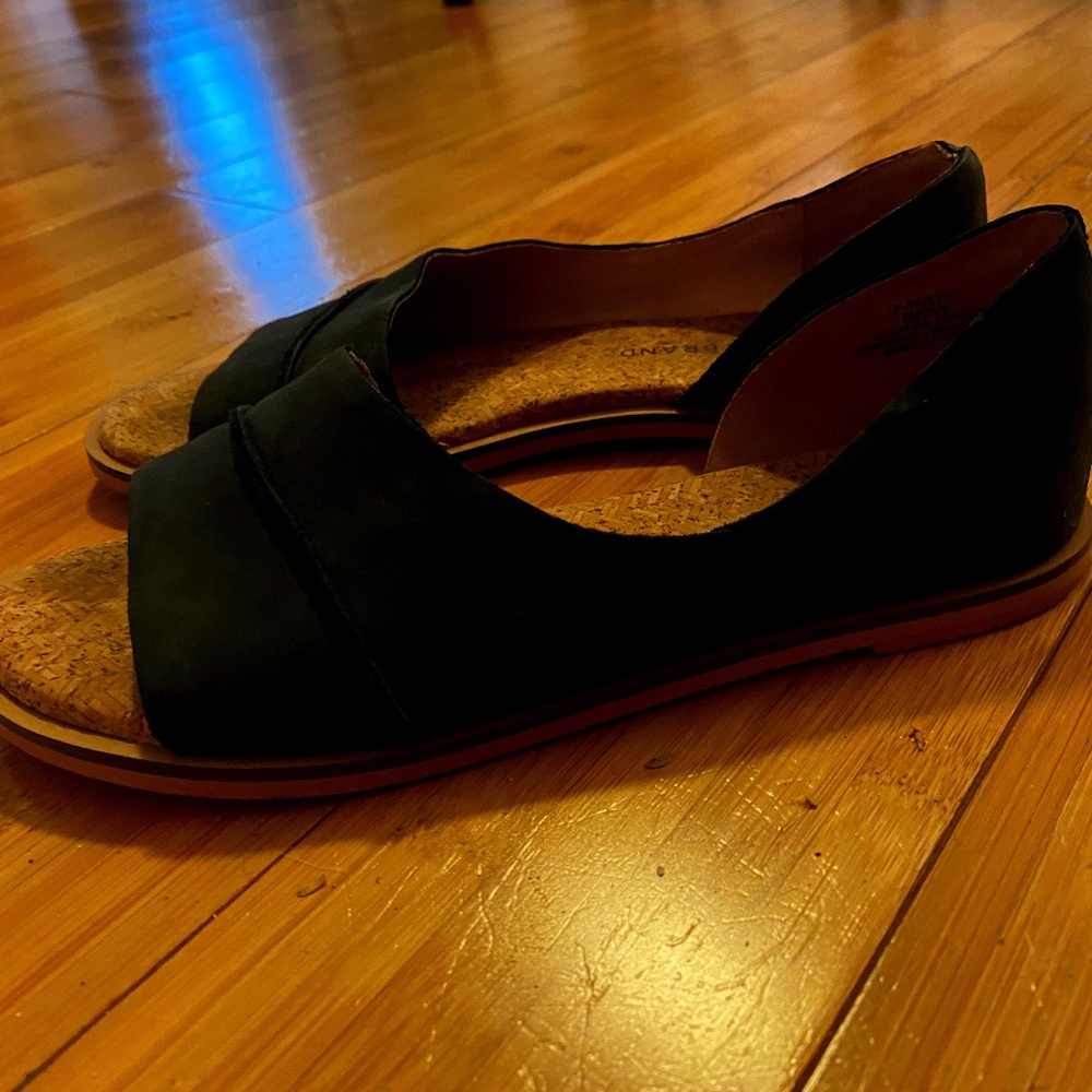 Lucky Brand 6 peep toe sandals